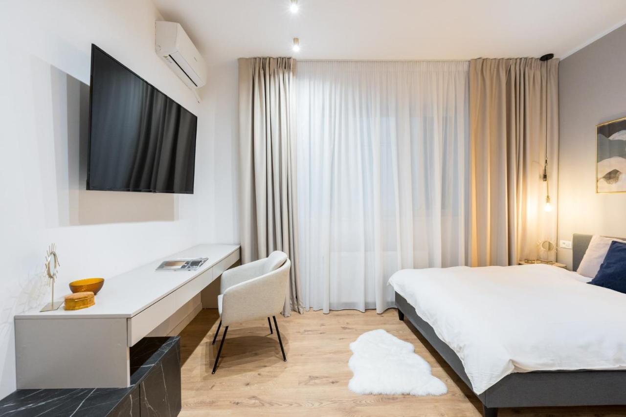 Crystal 3bdr In Center Bucarest
